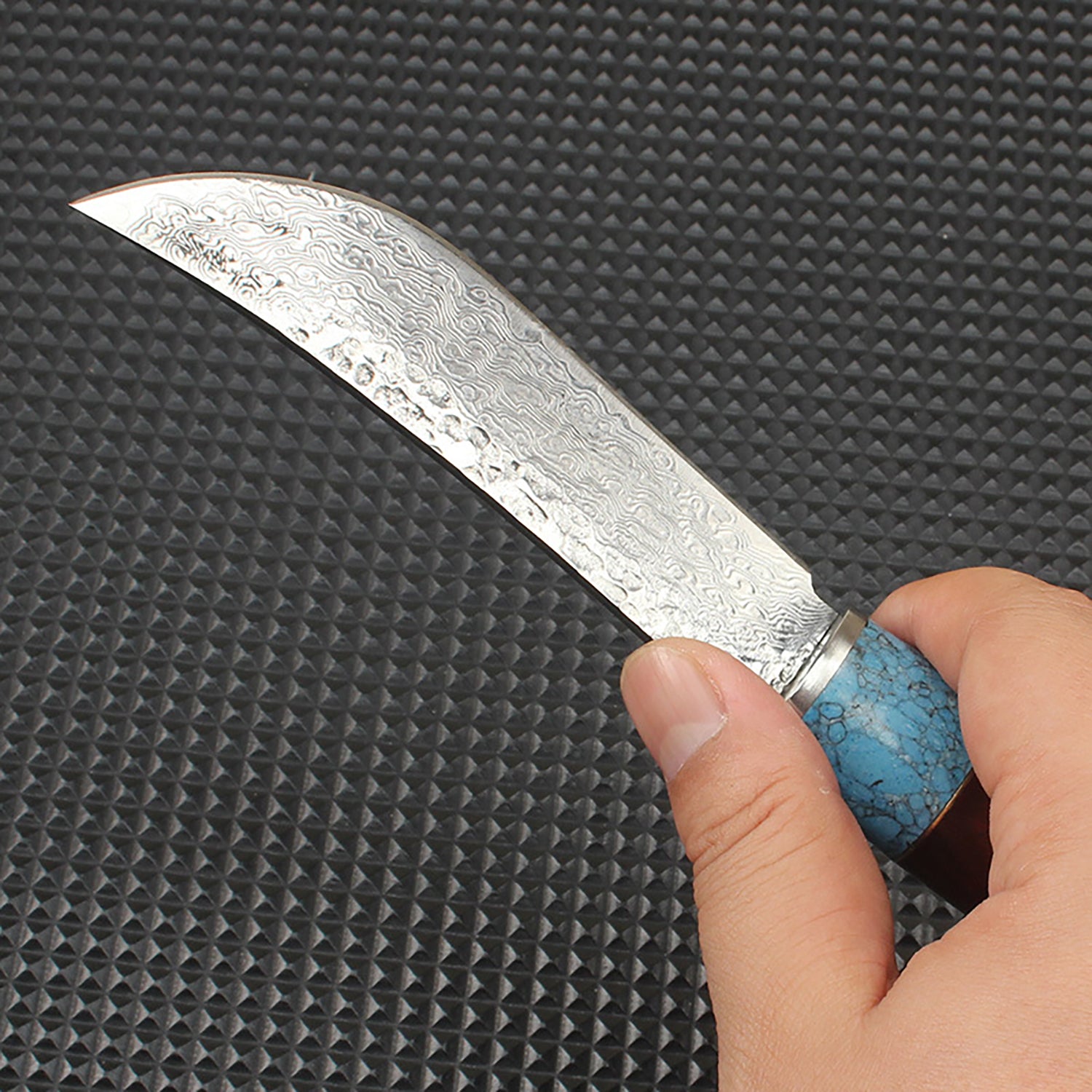 Opsticle Hand-operated skinning knife