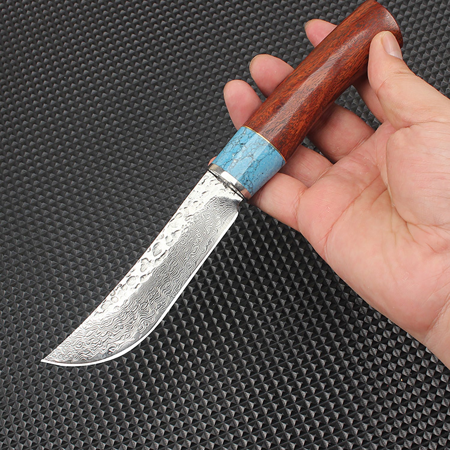 Opsticle Hand-operated skinning knife